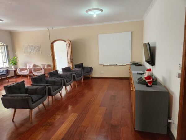 WhatsApp Image 2025 11 03 at 11.41.13 - Booking-Senior.com