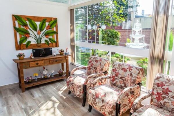 WhatsApp Image 2025 11 04 at 16.20.31 24 - Booking-Senior.com