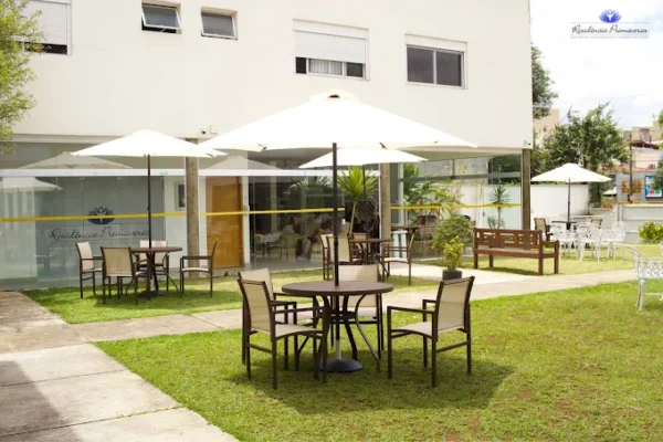 jj - Booking-Senior.com